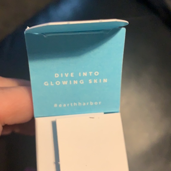 Earth Harbor Helios Anti-Pollution Youth Ampoules - Picture 9 of 9